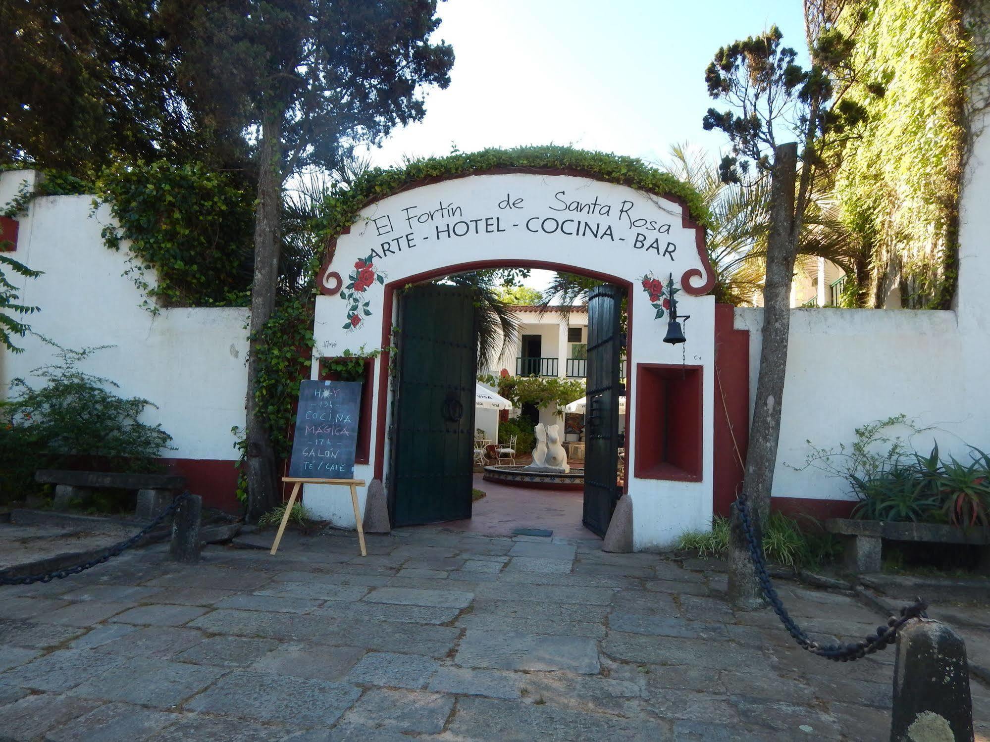 Fortin De Santa Rosa Atlantida Exterior photo